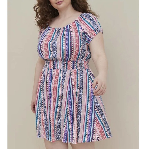 TORRID 3X MINI LENNY SMOCKED OFF-SHOULDER DRESS - Picture 4 of 6